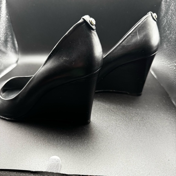 STUART WEITZMAN Black Leather Peep Toe Wedge Heels Size 9.5 M JW26244 - Picture 5 of 7